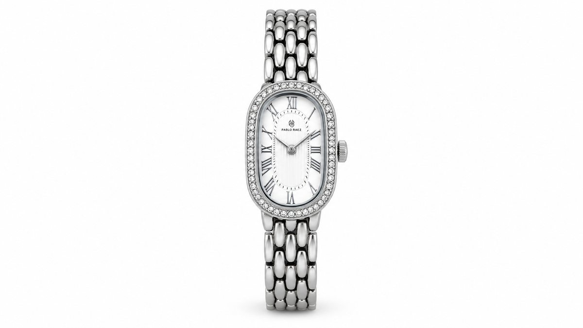 Reloj femenino plateado con esfera ovalada